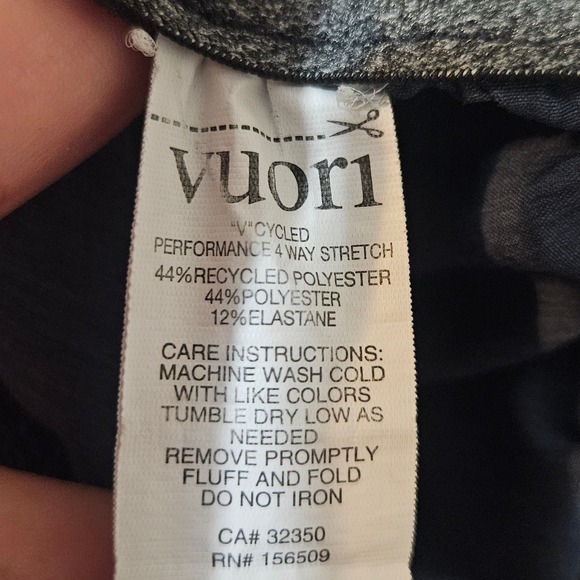 Vuori Banks Shorts Mens Small Blue 7" Unlined V Stretch Athleisure Gym V330 - Picture 3 of 6